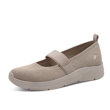 Jana női cipő bézs színben, kötött felsőrész részlet, légáteresztő anyag és puha kialakítás