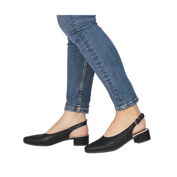 Rieker fekete szandál hátulról alkalmi viselethez, állítható csatos pánt és kényelmes sarokrész 