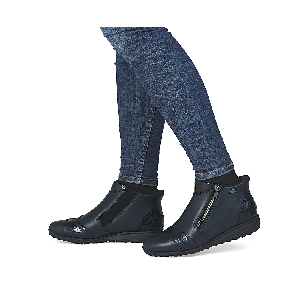 Rieker sötétkék női bokacipő 